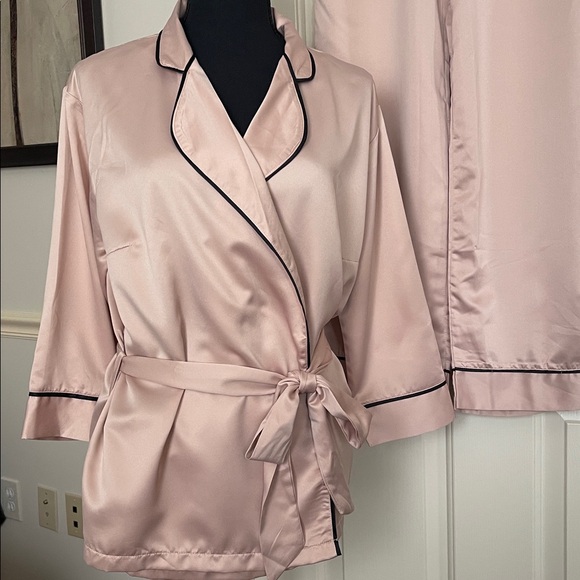 Bluebella Rose Dust Wren Kimono Pajama Size US 6 - Picture 7 of 14